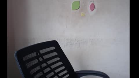 Snapshot of cherry_kissxx chatting on 09.10.25 Ruth online show from 09.10.25