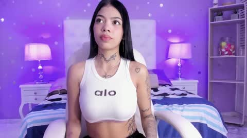 Snapshot of cherry_sussan chatting on 01.25.25 Sussan Cherry online show from 01.25.25