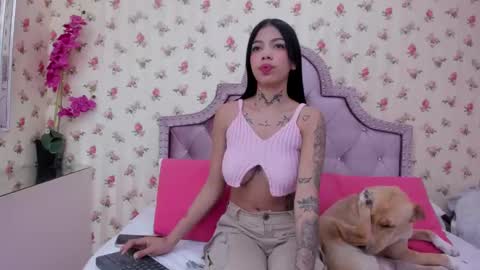 Snapshot of cherry_sussan chatting on 01.31.25 Sussan Cherry online show from 01.31.25