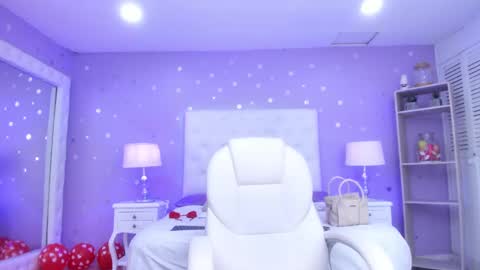 Snapshot of cherry_sussan chatting on 02.15.25 Sussan Cherry online show from 02.15.25