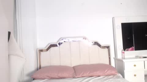 Snapshot of cherry_sussan chatting on 09.11.25 Sussan Cherry online show from 09.11.25