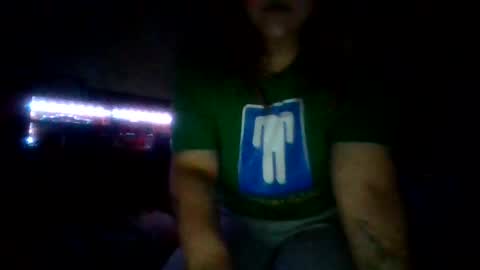 Snapshot of cherrybomb454 chatting on 09.18.25 cherrybomb454 online show from 09.18.25