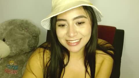 chloe_dolce online show from 09.30.25