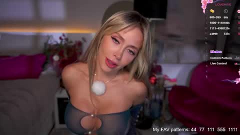 Snapshot of chloe_ri chatting on 09.24.25 . ALL my LINKS online show from 09.24.25