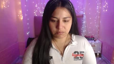 chloe_smith5 online show from 10.10.25