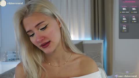 Snapshot of chloecoral chatting on 01.19.25 ChloeCoral online show from 01.19.25