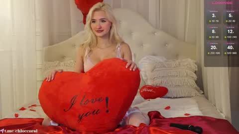 Snapshot of chloecoral chatting on 02.14.25 ChloeCoral online show from 02.14.25