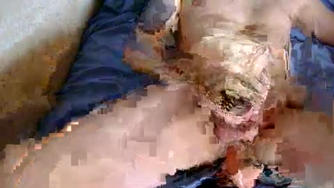 Snapshot of chpoor chatting on 02.06.25 davenz online show from 02.06.25