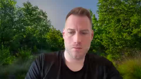 Snapshot of chris2024x chatting on 03.04.25 Christian online show from 03.04.25