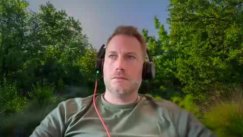 Snapshot of chris2024x chatting on 09.19.25 Christian online show from 09.19.25
