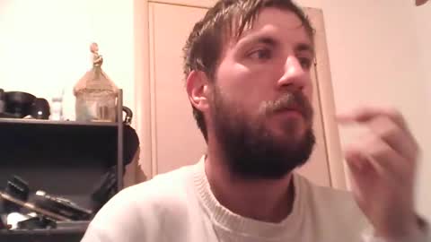 Snapshot of chrismipa1996 chatting on 01.01.25 Chris online show from 01.01.25