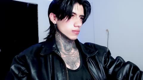 Snapshot of chriss_opp chatting on 02.13.25 CHRIS  INDEPENT MODEL online show from 02.13.25