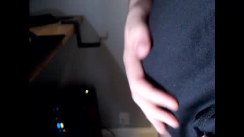 Snapshot of christianmdk chatting on 10.04.25 Chris online show from 10.04.25