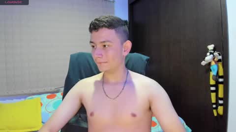 Snapshot of christmiller_1 chatting on 03.08.25 christmiller_1 online show from 03.08.25