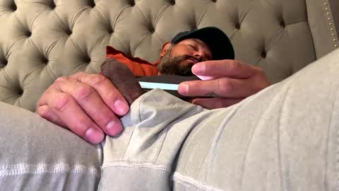 Snapshot of chuglif3 chatting on 10.01.25 Alexander online show from 10.01.25