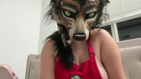 Snapshot of cinnanicos chatting on 09.10.25 Nicky online show from 09.10.25