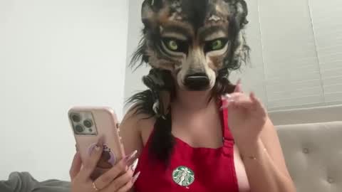 Snapshot of cinnanicos chatting on 09.18.25 Nicky online show from 09.18.25