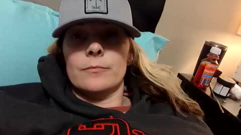 Snapshot of cj_wunderlust chatting on 10.13.25 cj_wunderlust online show from 10.13.25