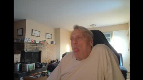 Snapshot of cjscout chatting on 02.02.25 cjscout online show from 02.02.25