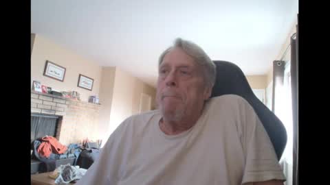 Snapshot of cjscout chatting on 02.23.25 cjscout online show from 02.23.25