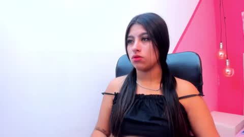 claire aristizabal online show from 01.06.25