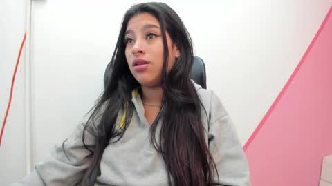claire aristizabal online show from 02.14.25