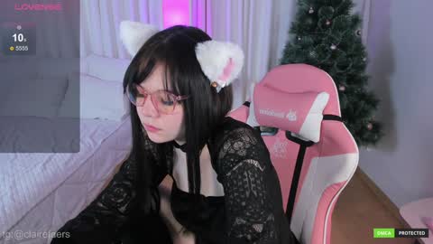 Snapshot of clairefaers chatting on 12.08.24 Claire Faers online show from 12.08.24