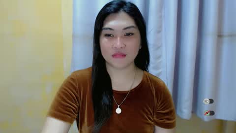 CLAIRE online show from 12.10.24