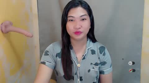 CLAIRE online show from 12.17.24