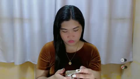 CLAIRE online show from 12.17.24