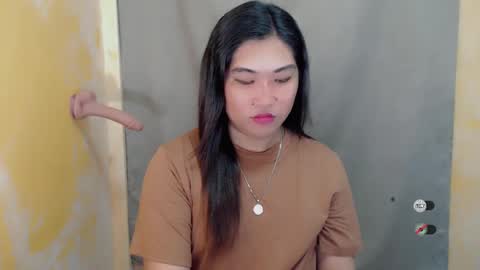 CLAIRE online show from 12.17.24
