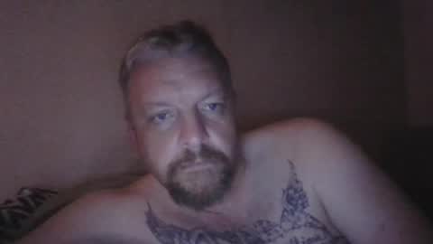 Snapshot of cleaver1230 chatting on 11.04.25 cleaver1230 online show from 11.04.25