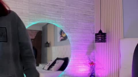 Snapshot of cloe__hills chatting on 12.05.24 Cloe online show from 12.05.24