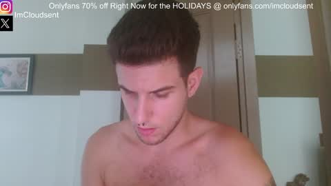 Snapshot of cloudsent chatting on 12.27.24  35 videos 50 pictures ---- IGTwitter ImCloudsent online show from 12.27.24