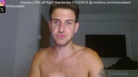 Snapshot of cloudsent chatting on 01.04.25  35 videos 50 pictures ---- IGTwitter ImCloudsent online show from 01.04.25