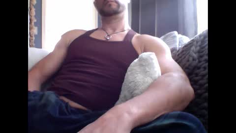 Snapshot of cockringat5280ft chatting on 02.01.25 cockringat5280ft online show from 02.01.25