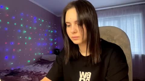 Nikki online show from 10.13.25