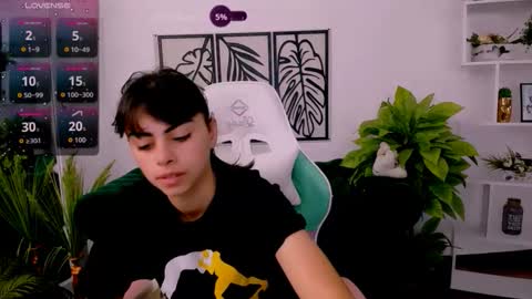 Olivia online show from 09.12.25