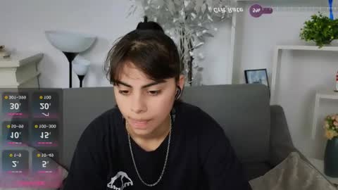 Olivia online show from 10.17.25