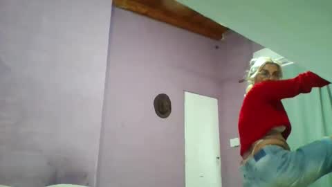 Snapshot of cojeelcamino chatting on 10.17.25 cojeelcamino online show from 10.17.25