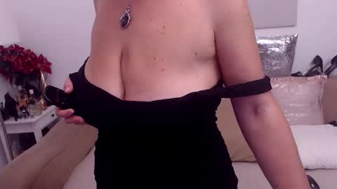 Maddison online show from 10.19.25