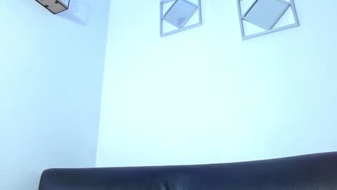 Snapshot of colombianmiilf_ chatting on 01.04.25 Nahomi online show from 01.04.25