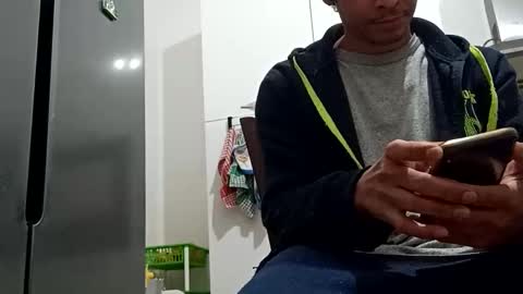 Snapshot of comobailamioso chatting on 01.19.25 comobailamioso online show from 01.19.25