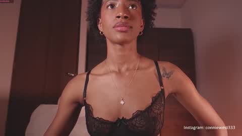 Snapshot of connie_west0 chatting on 11.01.25 independent model online show from 11.01.25