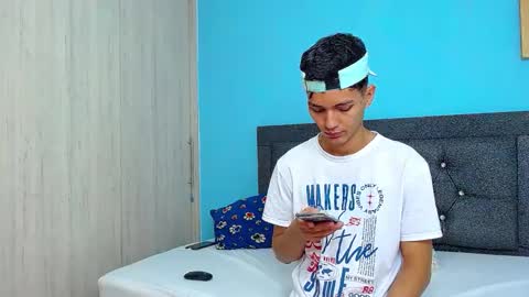 Snapshot of connor_garrett chatting on 12.10.24 Connor online show from 12.10.24