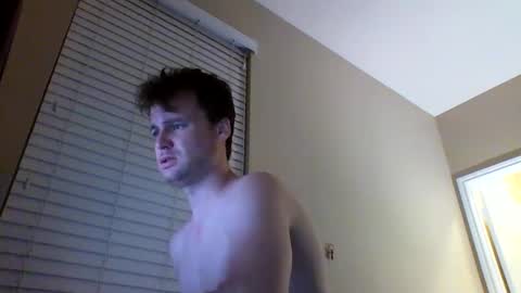 Snapshot of cooldude122222 chatting on 01.28.25 cooldude122222 online show from 01.28.25