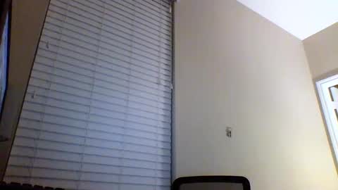 Snapshot of cooldude122222 chatting on 02.10.25 cooldude122222 online show from 02.10.25