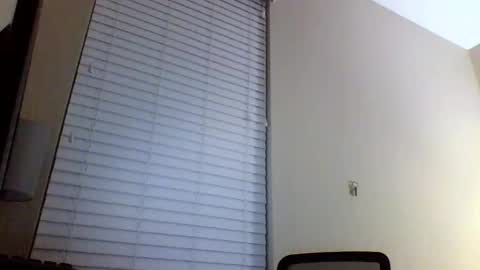 Snapshot of cooldude122222 chatting on 02.13.25 cooldude122222 online show from 02.13.25