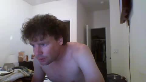 Snapshot of cooldude122222 chatting on 09.18.25 cooldude122222 online show from 09.18.25