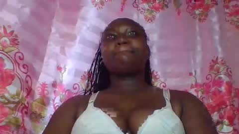 Snapshot of coolgirl001 chatting on 10.06.25 coolgirl001 online show from 10.06.25